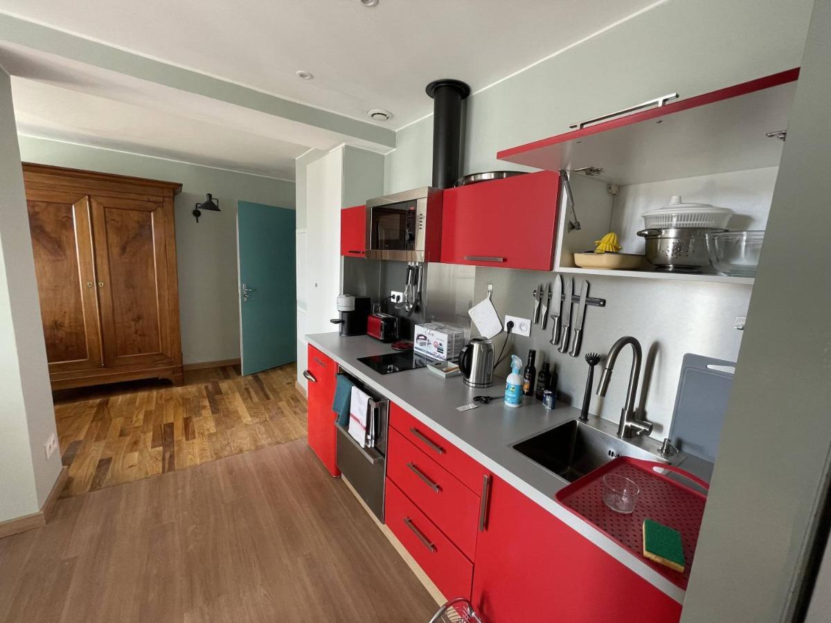 Appartement Mignon Calme Douillet Ascenseur Clim Etage Eleve Proche Parking Et Toutes Commodites Au Coeur Du Toulon Historique Buitenkant foto