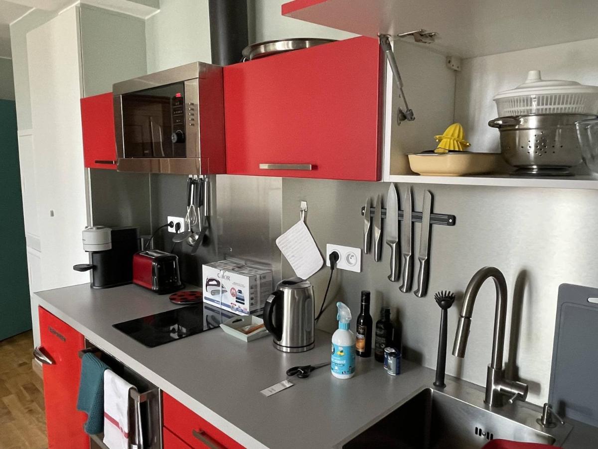 Appartement Mignon Calme Douillet Ascenseur Clim Etage Eleve Proche Parking Et Toutes Commodites Au Coeur Du Toulon Historique Buitenkant foto