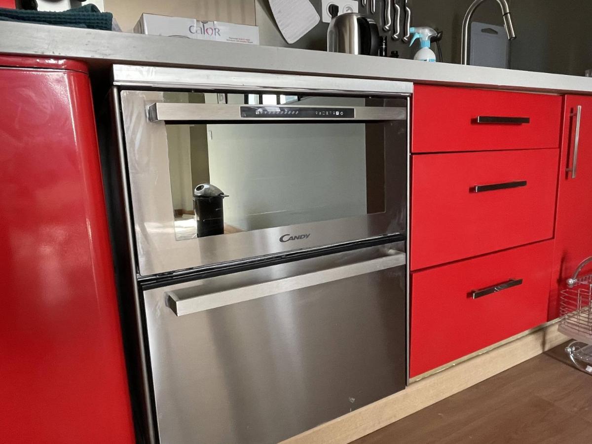 Appartement Mignon Calme Douillet Ascenseur Clim Etage Eleve Proche Parking Et Toutes Commodites Au Coeur Du Toulon Historique Buitenkant foto