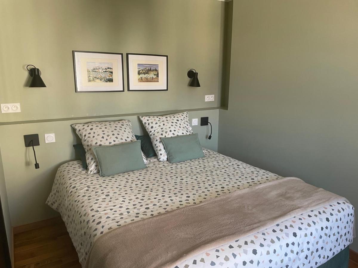 Appartement Mignon Calme Douillet Ascenseur Clim Etage Eleve Proche Parking Et Toutes Commodites Au Coeur Du Toulon Historique Buitenkant foto